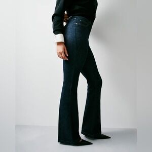 Women’s SPANXshape™ EveryWear
Flare Jeans